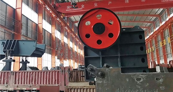 鄂式破碎机的产品介绍